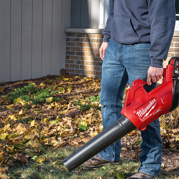 Milwaukee M18CBL 18V Fuel Leaf Blower - Body - Protrade