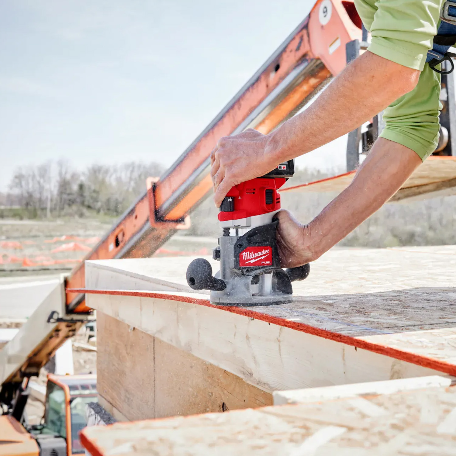 Milwaukee m18 plunge discount router