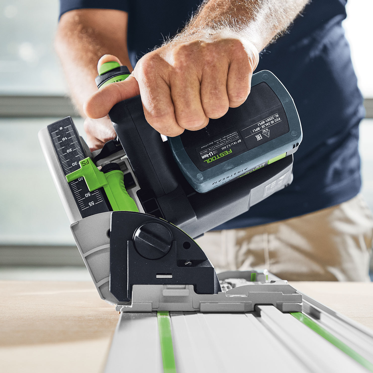 Festool TSC55 36V Cordless Plunge Saw c w 2 x 5.0Ah Protrade